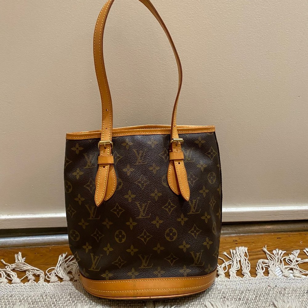 Louis Vuitton Petit Bucket Bag Canvas Monogram